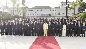 sm_le_roi_preside_-_installation_des_membres_du_conseil_superieur_de_l_education-formation_et_scientifique_-_m1