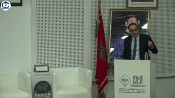 [ID: DlwqHasZ1HY] Youtube Automatic